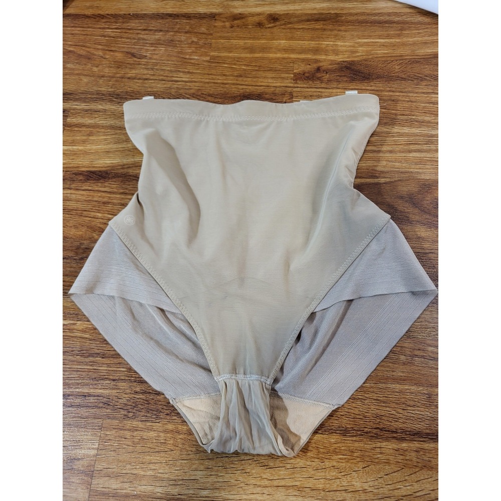 NWOT Honeylove SuperPower Brief Shapewear MEDIUM SAND NUDE